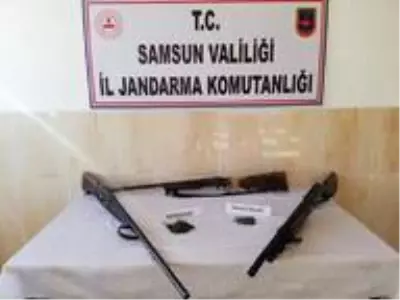 Samsun'da jandarma ekipleri 12 kilo esrar 966 adet sentetik hap ele geçirdi Samsun'da jandarma ekipleri 12 kilo esrar 966 adet sentetik hap ele geçirdi