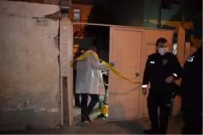 Son dakika haberleri... Silahla başından vurulan genç yaşam mücadelesini kaybetti Son dakika haberleri... Silahla başından vurulan genç yaşam mücadelesini kaybetti