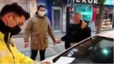 Sokağa çıkma kısıtlamasına uymayanlara para cezası kesildi Sokağa çıkma kısıtlamasına uymayanlara para cezası kesildi