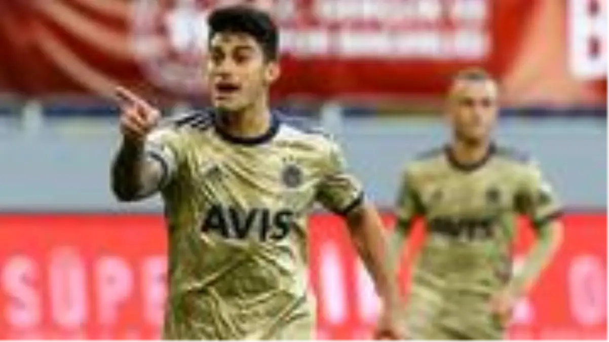 Son Dakika: Beşiktaş derbisinde sakatlanan Fenerbahçeli Perotti, 1 ay forma giyemeyecek