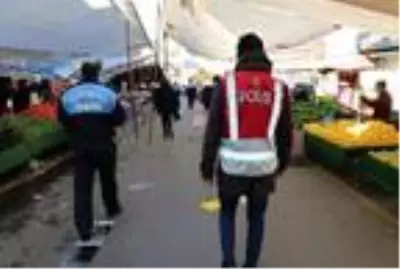 Sultanbeyli'de fırınlarda gramaj, fiyat ve tarife denetimi Sultanbeyli'de fırınlarda gramaj, fiyat ve tarife denetimi
