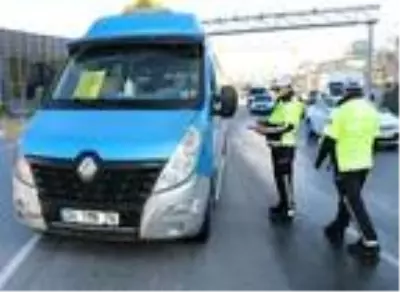 Sultanbeyli'de fırınlarda gramaj, fiyat ve tarife denetimi Sultanbeyli'de fırınlarda gramaj, fiyat ve tarife denetimi