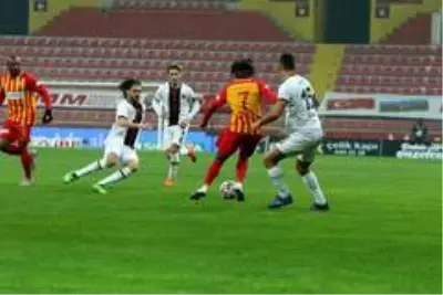 Süper Lig: Hes Kablo Kayserispor: 0 - Fatih Karagümrük: 0 (Maç sonucu) Süper Lig: Hes Kablo Kayserispor: 0 - Fatih Karagümrük: 0 (Maç sonucu)