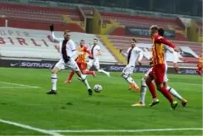 Süper Lig: Hes Kablo Kayserispor: 0 - Fatih Karagümrük: 0 (Maç sonucu) Süper Lig: Hes Kablo Kayserispor: 0 - Fatih Karagümrük: 0 (Maç sonucu)