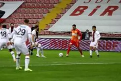 Süper Lig: Kayserispor: 0 Karagümrük: 0 (Maç devam ediyor) Süper Lig: Kayserispor: 0 Karagümrük: 0 (Maç devam ediyor)