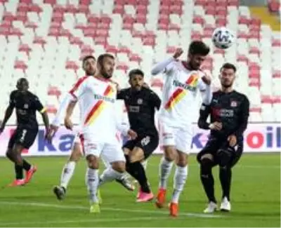Süper Lig: Sivasspor: 0 - Göztepe: 1 (Maç sonucu) Süper Lig: Sivasspor: 0 - Göztepe: 1 (Maç sonucu)