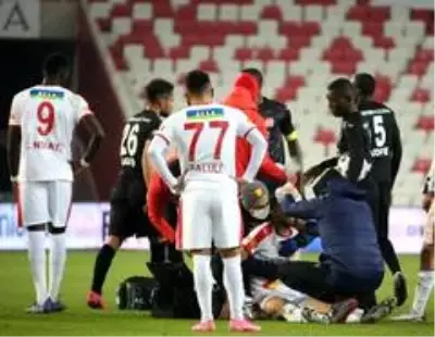 Süper Lig: Sivasspor: 0 - Göztepe: 1 (Maç sonucu) Süper Lig: Sivasspor: 0 - Göztepe: 1 (Maç sonucu)