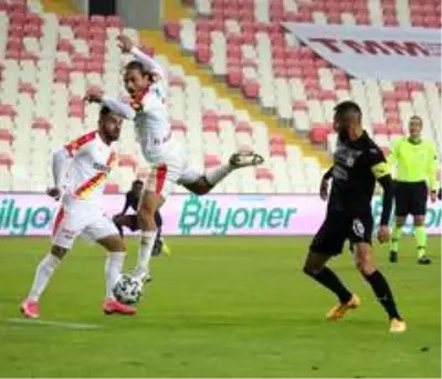 Süper Lig: Sivasspor: 0 - Göztepe: 1 (Maç sonucu) Süper Lig: Sivasspor: 0 - Göztepe: 1 (Maç sonucu)
