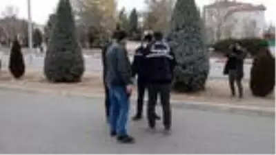Tartıştığı komşusu tarafından bıçaklanan kadın yaralandı Tartıştığı komşusu tarafından bıçaklanan kadın yaralandı