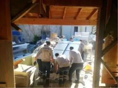Turistik mahallelerde yıkımlar devam ediyor Turistik mahallelerde yıkımlar devam ediyor