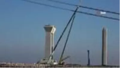 Türk bayrağıyla kaplanan mega bloklar Gelibolu'ya ulaştı Türk bayrağıyla kaplanan mega bloklar Gelibolu'ya ulaştı