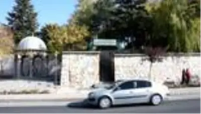Türkçe'nin 'garip' şairi: Aşık Paşa Türkçe'nin 'garip' şairi: Aşık Paşa