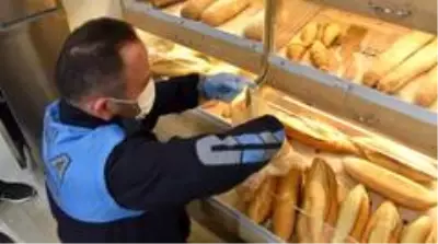 Tuzla'da vefa hattına gelen talepler, Tuzla Belediyesi zabıta ekipleri tarafından karşılanıyor Tuzla'da vefa hattına gelen talepler, Tuzla Belediyesi zabıta ekipleri tarafından karşılanıyor