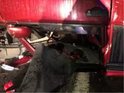 Yasağı delip sokağa çıkan sürücü ve arkadaşı kazadan sonra adeta buhar oldu Yasağı delip sokağa çıkan sürücü ve arkadaşı kazadan sonra adeta buhar oldu