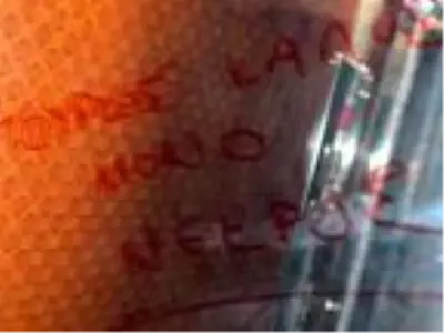 Yunanistan'da, Türk Müftü Mete'nin oturduğu apartmanın asansörüne 'En iyi Türk, ölü Türk' yazıldı Yunanistan'da, Türk Müftü Mete'nin oturduğu apartmanın asansörüne 'En iyi Türk, ölü Türk' yazıldı