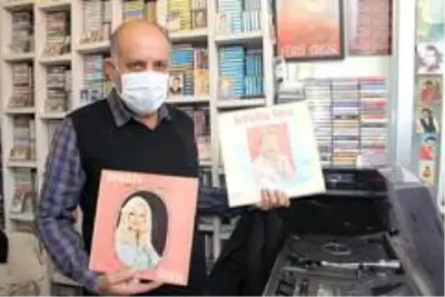 42 yıllık birikim ile nostaljiyi yaşatıyor 42 yıllık birikim ile nostaljiyi yaşatıyor