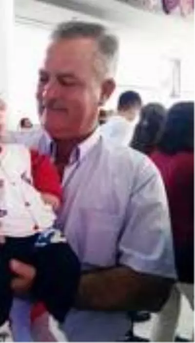 Oğlu toprağa verildikten 1 saat sonra anne de koronadan öldü Oğlu toprağa verildikten 1 saat sonra anne de koronadan öldü