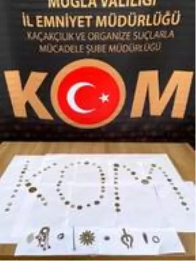 84 parça tarihi eserle yakalanıp, gözaltına alındı 84 parça tarihi eserle yakalanıp, gözaltına alındı