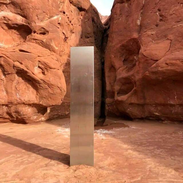 ABD'yi karıştıran gizemli metal bloğun bir benzeri bu kez Romanya'da ortaya çıktı ABD'yi karıştıran gizemli metal bloğun bir benzeri bu kez Romanya'da ortaya çıktı