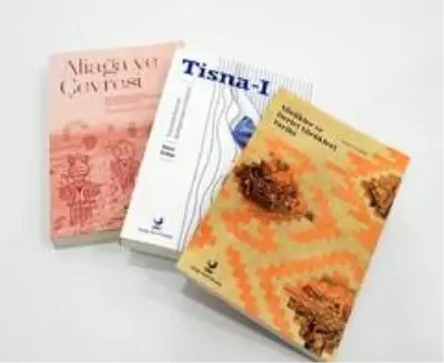 Aliağa'da üç kitap, yeni yılda okuyucuyla buluşuyor Aliağa'da üç kitap, yeni yılda okuyucuyla buluşuyor