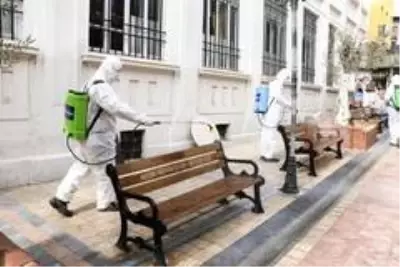 Aydın Büyükşehir dezenfekte çalışmalarını sürdürüyor Aydın Büyükşehir dezenfekte çalışmalarını sürdürüyor