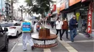 Aydın Büyükşehir dezenfekte çalışmalarını sürdürüyor Aydın Büyükşehir dezenfekte çalışmalarını sürdürüyor