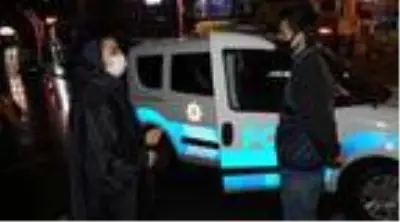 Bartın'da sokağa çıkma kısıtlamasına ihlal edenlere ceza kesildi Bartın'da sokağa çıkma kısıtlamasına ihlal edenlere ceza kesildi