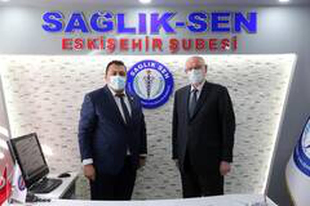 Son dakika... Başkan Kurt'tan sağlık emekçilerine teşekkür ziyareti