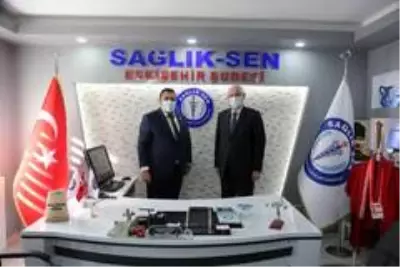 Son dakika... Başkan Kurt'tan sağlık emekçilerine teşekkür ziyareti Son dakika... Başkan Kurt'tan sağlık emekçilerine teşekkür ziyareti