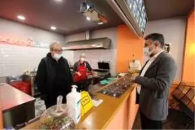 Başkan Sandal'dan Bayraklı esnafı ziyareti Başkan Sandal'dan Bayraklı esnafı ziyareti