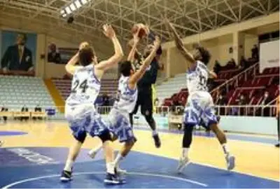 Basketbol Süper Ligi: Büyükçekmece Basketbol: 93 - Fenerbahçe Beko: 91 Basketbol Süper Ligi: Büyükçekmece Basketbol: 93 - Fenerbahçe Beko: 91