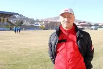 Bayburt Özel İdarespor, Bülent Topuzoğlu'yla prensipte anlaştı Bayburt Özel İdarespor, Bülent Topuzoğlu'yla prensipte anlaştı