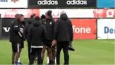 Beşiktaş'ta Vida takımla çalıştı Beşiktaş'ta Vida takımla çalıştı