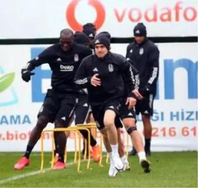 Beşiktaş'ta Vida takımla çalıştı Beşiktaş'ta Vida takımla çalıştı