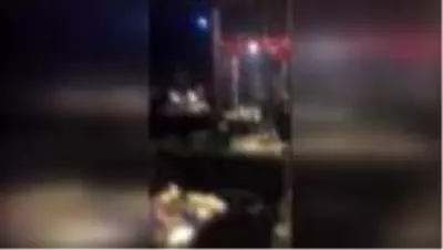 Beyoğlu'nda eğlence mekanındaki 40 kişiye 127 bin 200 lira ceza kesildi Beyoğlu'nda eğlence mekanındaki 40 kişiye 127 bin 200 lira ceza kesildi