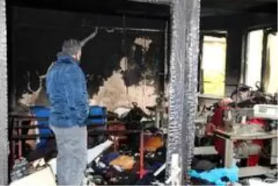 İş hanının bir katı alevlere teslim oldu, 1 milyon liralık zarar oluştu İş hanının bir katı alevlere teslim oldu, 1 milyon liralık zarar oluştu