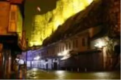 Bitlis'te sokaklar boş kaldı Bitlis'te sokaklar boş kaldı