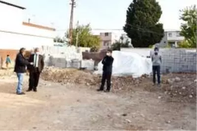 Çadırda yaşayan aileye ev yapılıyor Çadırda yaşayan aileye ev yapılıyor