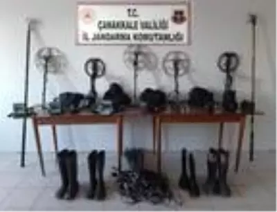 Çanakkale'de kaçak kazı operasyonu: 17 gözaltı Çanakkale'de kaçak kazı operasyonu: 17 gözaltı