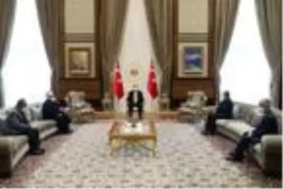 Son dakika haber: Cumhurbaşkanı Erdoğan, Mescid-i Aksa İmam Hatibi'ni kabul etti Son dakika haber: Cumhurbaşkanı Erdoğan, Mescid-i Aksa İmam Hatibi'ni kabul etti
