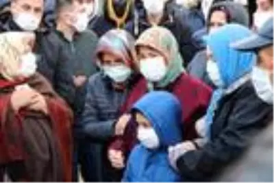 Eşinin öldürdüğü Nilay, gözyaşlarıyla son yolculuğuna uğurlandı Eşinin öldürdüğü Nilay, gözyaşlarıyla son yolculuğuna uğurlandı