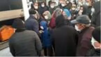 Eşinin öldürdüğü Nilay, gözyaşlarıyla son yolculuğuna uğurlandı Eşinin öldürdüğü Nilay, gözyaşlarıyla son yolculuğuna uğurlandı