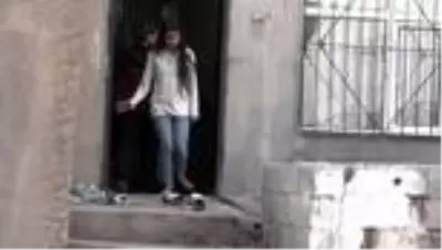 Gözlerinin açılmasını isteyen liseli Ceren, tedavi için hayırseverlerden yardım bekliyor Gözlerinin açılmasını isteyen liseli Ceren, tedavi için hayırseverlerden yardım bekliyor