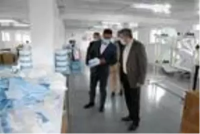 Günde 300 bin maske üreterek, yurt dışına ihraç ediyorlar Günde 300 bin maske üreterek, yurt dışına ihraç ediyorlar