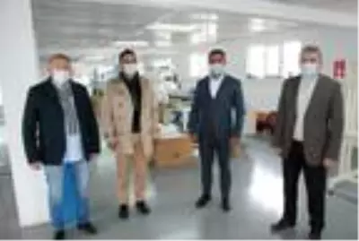 Günde 300 bin maske üreterek, yurt dışına ihraç ediyorlar Günde 300 bin maske üreterek, yurt dışına ihraç ediyorlar