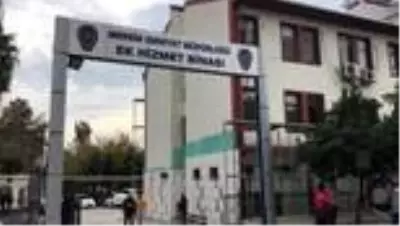 Hakkında kesinleşmiş hapis cezası bulunan hükümlü simit satarken yakalandı Hakkında kesinleşmiş hapis cezası bulunan hükümlü simit satarken yakalandı