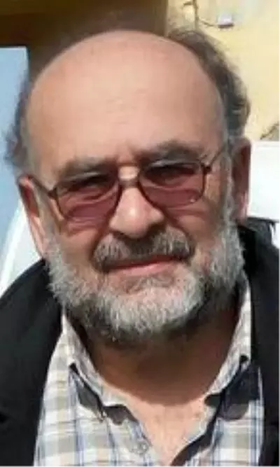 Son dakika 3. sayfa: Hastanede 3 saat müdahale edilmediği için öldüğü iddia edilen şahıs toprağa verildi Son dakika 3. sayfa: Hastanede 3 saat müdahale edilmediği için öldüğü iddia edilen şahıs toprağa verildi