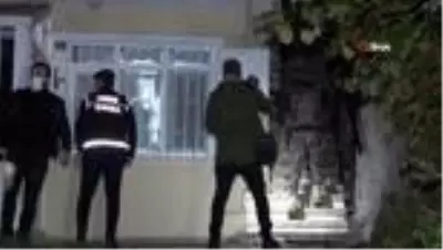 İstanbul'da uyuşturucu operasyonu: Çok sayıda gözaltı İstanbul'da uyuşturucu operasyonu: Çok sayıda gözaltı