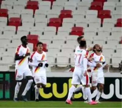 İzmir takımları fırtına gibi esti İzmir takımları fırtına gibi esti