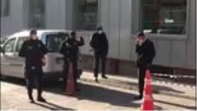 Karantina süresinin bitmesine 1 gün kala PTT'de yakalandı Karantina süresinin bitmesine 1 gün kala PTT'de yakalandı